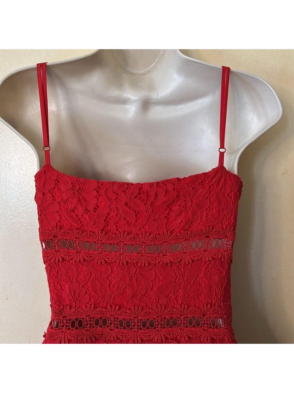 NSR Red lace tea length dress size S - Picture 8 of 13